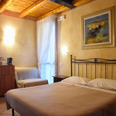 Agriturismo Corte Benetti Rovigo Rum bild