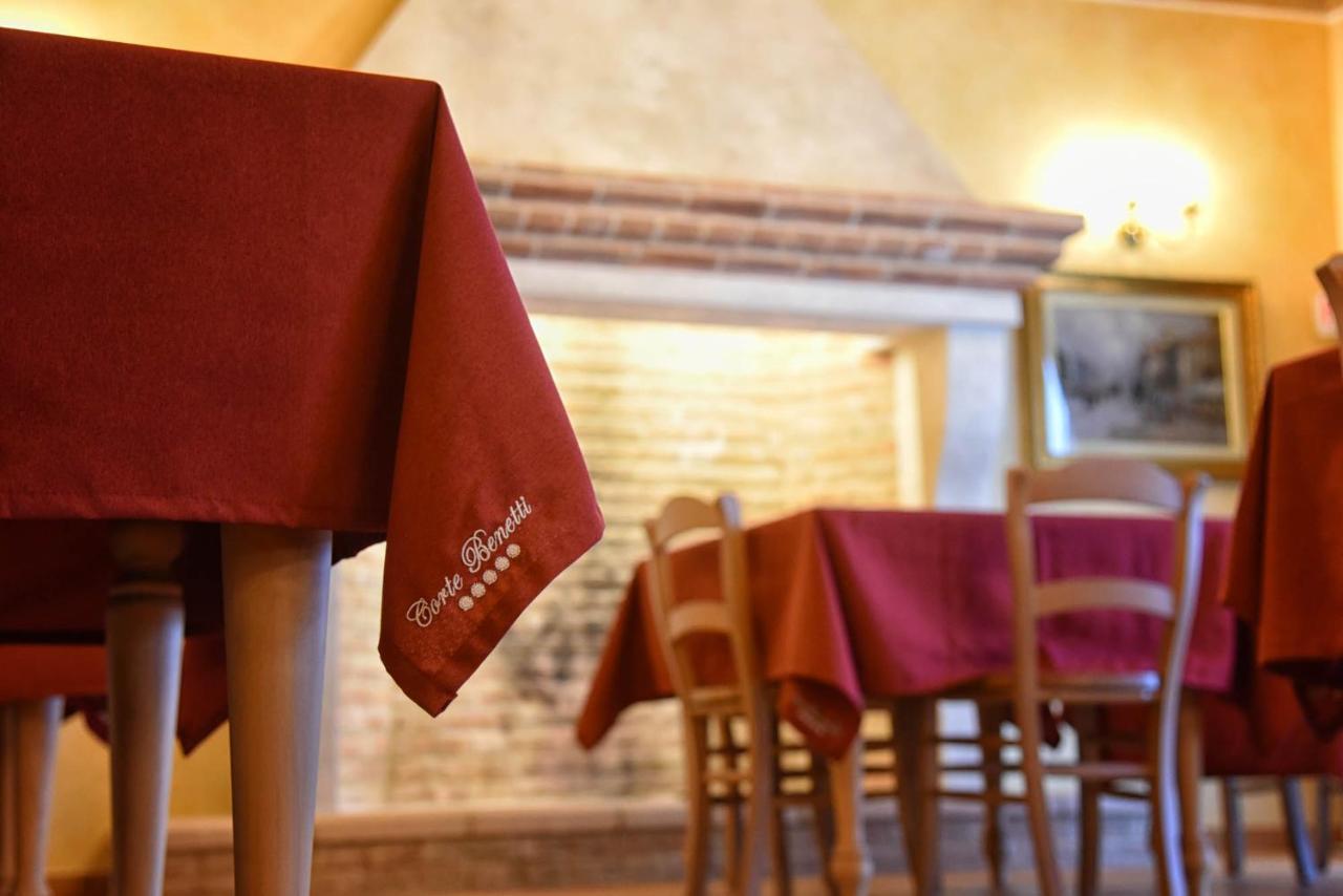 Agriturismo Corte Benetti Rovigo Exteriör bild