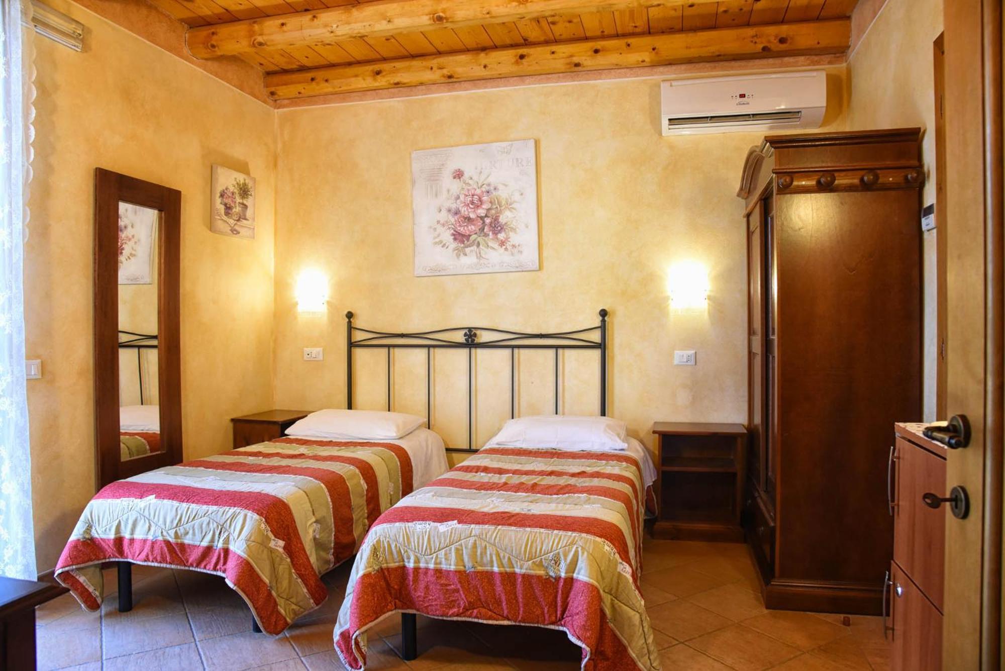 Agriturismo Corte Benetti Rovigo Rum bild