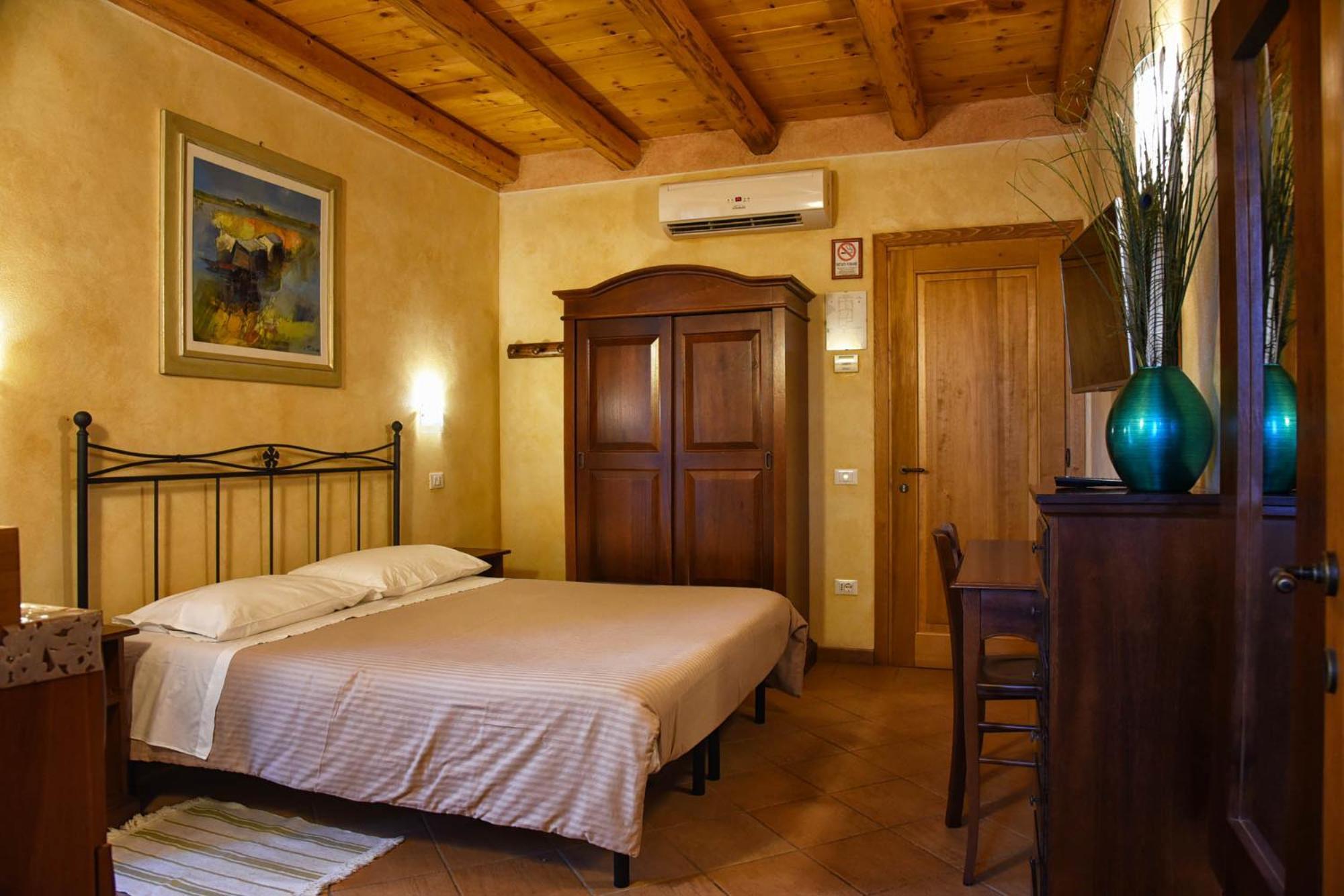 Agriturismo Corte Benetti Rovigo Rum bild